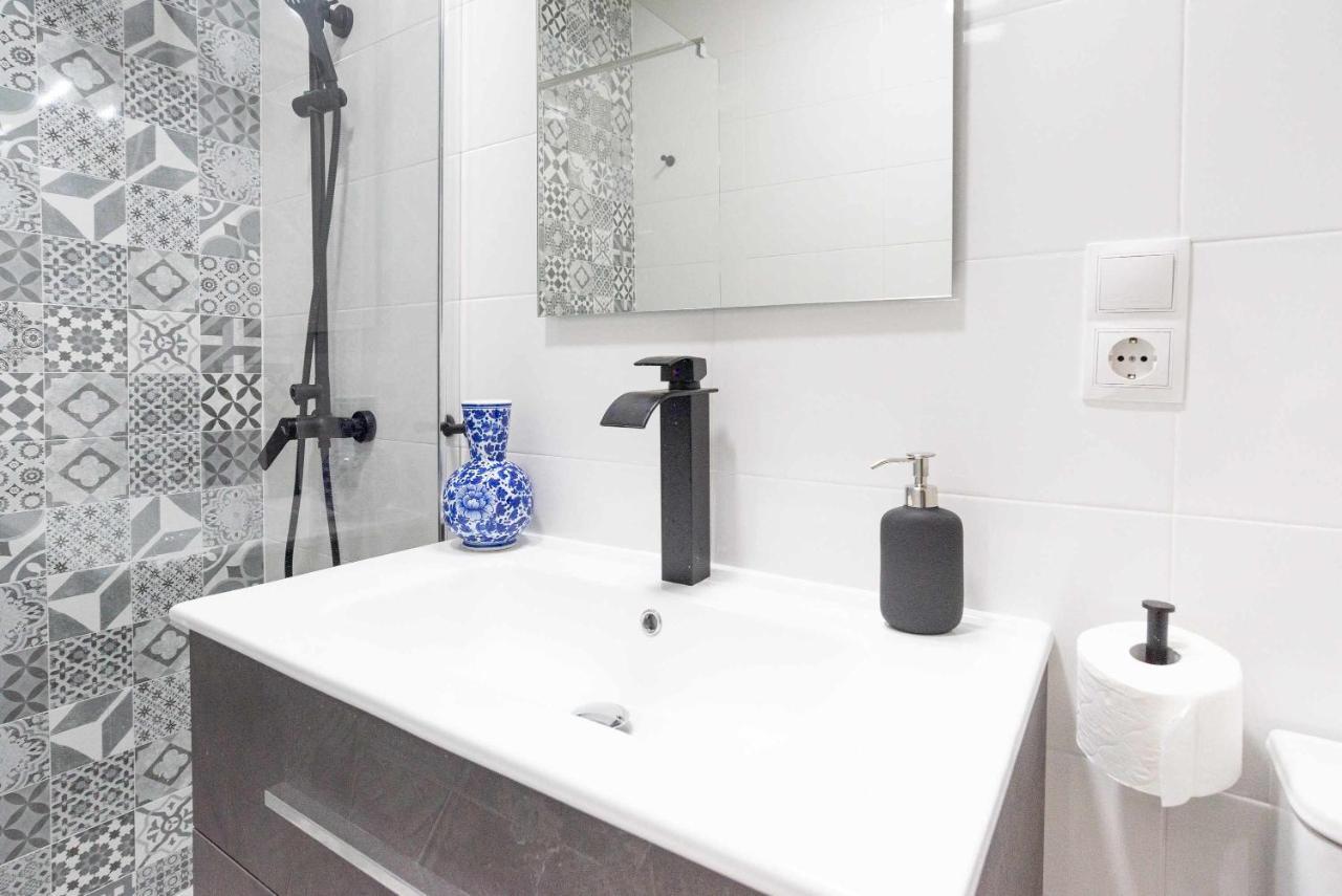 Vialia Suites Cinema Μάλαγα Εξωτερικό φωτογραφία
