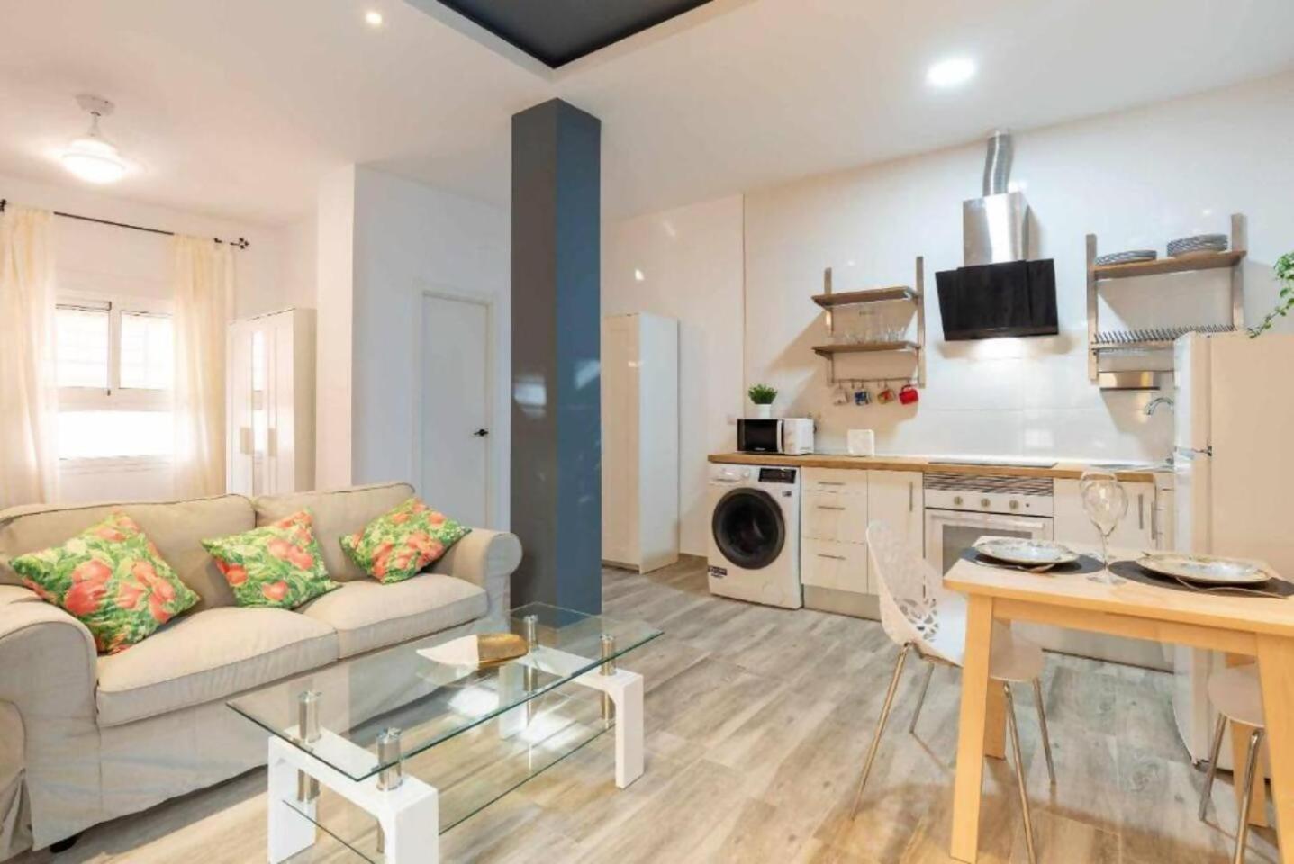 Vialia Suites Cinema Μάλαγα Εξωτερικό φωτογραφία